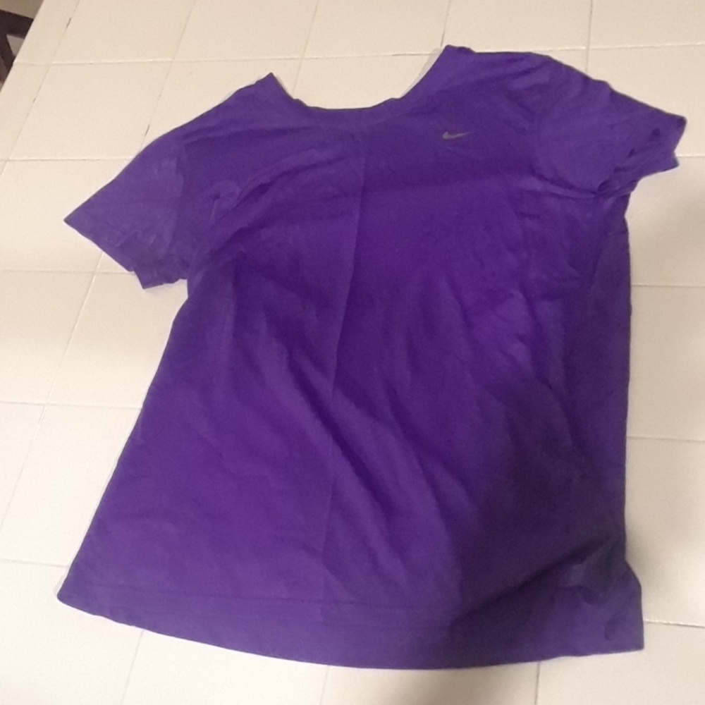 A work out shirt.